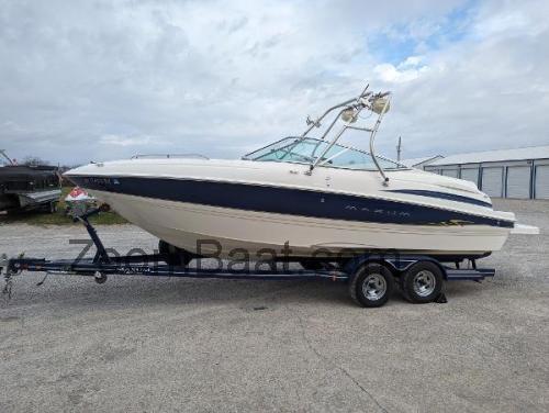 Maxum 2400 SR Spesifikasjoner og anmeldelser